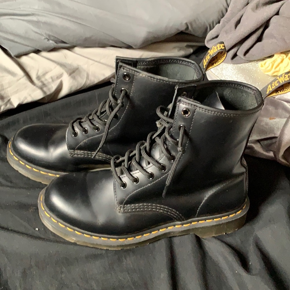 Dr. Martens Size: 10 Womens